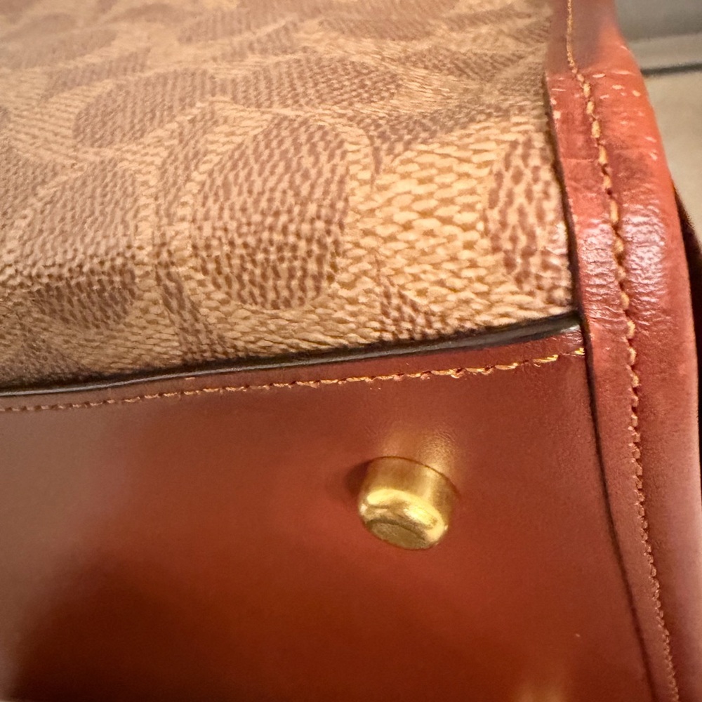 Field Carriage & Signature Coated Canvas Tote - Picture 4 of 8